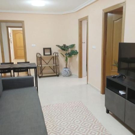 Torrevieja 2 Bedroom Holiday Apartment Luaran gambar