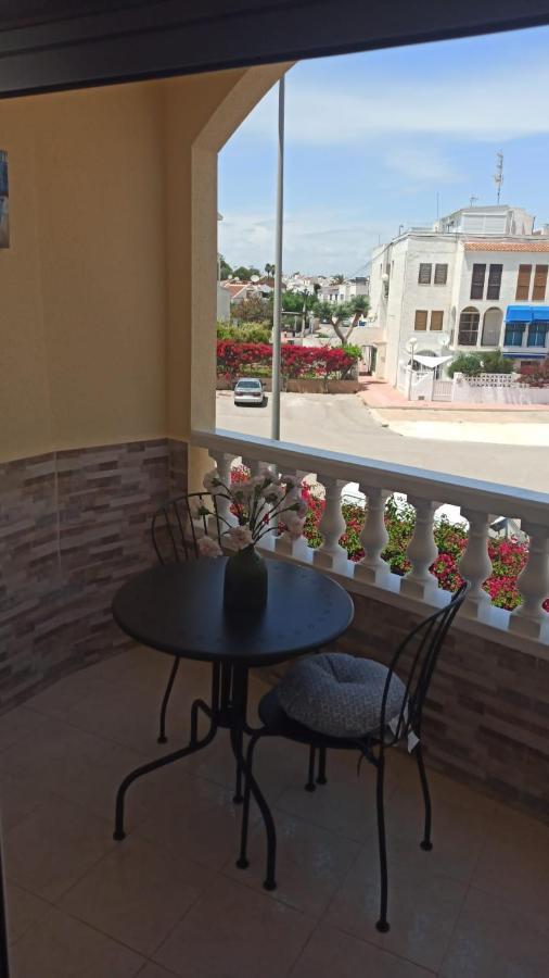 Torrevieja 2 Bedroom Holiday Apartment Luaran gambar